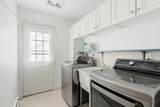 812 Mistletoe Avenue - Photo 11