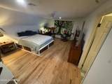 812 Mistletoe Avenue - Photo 12