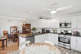 812 Mistletoe Avenue - Photo 7
