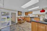17 Howland Place - Photo 15
