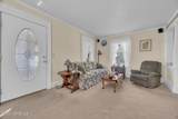 17 Howland Place - Photo 4