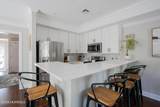 20 Waverly Street - Photo 6