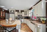6 Carousel Court - Photo 12