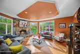 6 Carousel Court - Photo 17
