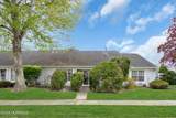 880A Winchester Court - Photo 2