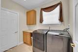 407 Edinburgh Place - Photo 41