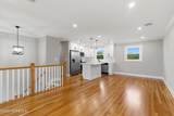 1043 Bell Street - Photo 4