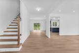 389 Southern Boulevard - Photo 3