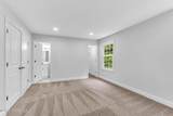 386 Hampton Place - Photo 14