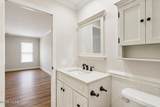 413 Yorkshire Place - Photo 6
