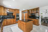16 Phyllis Place - Photo 12
