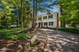 16 Phyllis Place - Photo 2