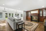 16 Phyllis Place - Photo 8