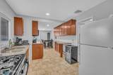 20 Venetian Court - Photo 12