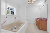 8 Colleen Way - Photo 34