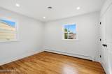 9 Hamilton Court - Photo 11