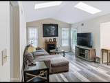 1869 Buttonwood Avenue - Photo 3