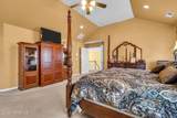 197 Benjamin Street - Photo 29