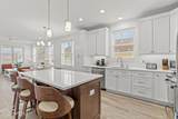 53 Sheridan Avenue - Photo 14