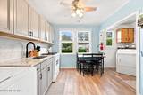 22 Barker Avenue - Photo 11