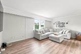 22 Barker Avenue - Photo 3