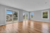 724 Bay Avenue - Photo 14