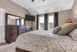 1209 Rue Avenue - Photo 32