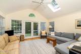 401 Brown Street - Photo 18