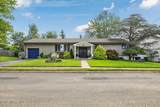 802 Stamford Drive - Photo 3