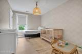 268 Roosevelt Avenue - Photo 10