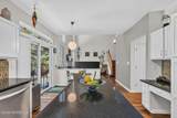 411 Perry Street - Photo 16
