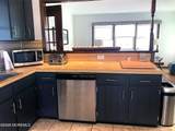 331 Roberts Avenue - Photo 6