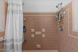 402 Saint Paul Avenue - Photo 14
