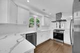 27 Terry Lane - Photo 17