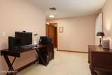 10 Broadway - Photo 17