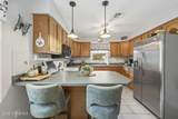 16 Tudor Court - Photo 10
