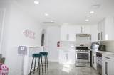 295 Roosevelt Avenue - Photo 28