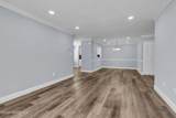 401 Hampton Court - Photo 14