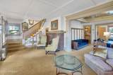 1508 Bond Street - Photo 14