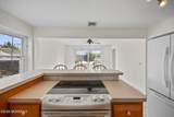 208 Lakeview Court - Photo 17