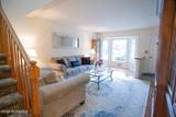 10 Carriage Lane - Photo 8