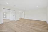 330 Canterbury Court - Photo 17