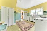 335 Maple Place - Photo 5