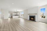 1131 Green Street - Photo 11