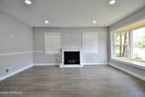 8 Colonial Court - Photo 4