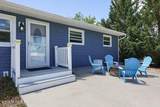 832 Demont Street - Photo 2