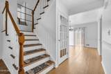 21 Carriage Lane - Photo 8