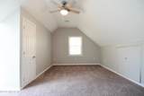8 Colonial Court - Photo 32