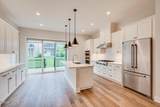 16 Valiant Court - Photo 2