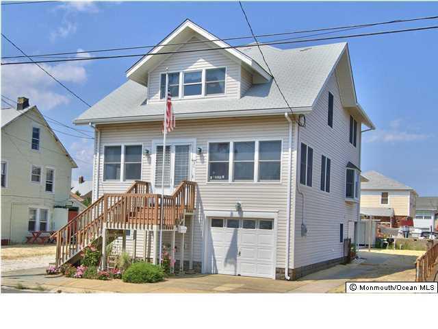30 Island Avenue - Photo 1